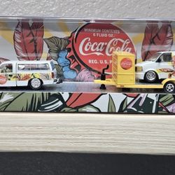 M2 Machines Coca-Cola 1996 GMC Sierra 1500 Custom & 1996 GMC Safari  Van  🔥🔥