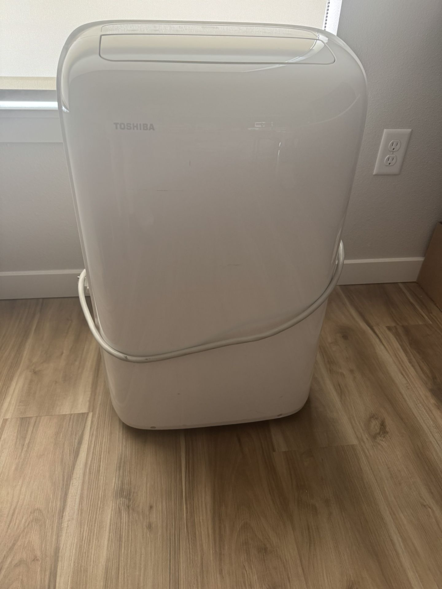 Toshiba AC Unit