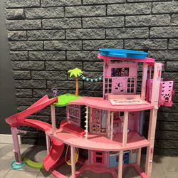 FREE DOLL HOUSES