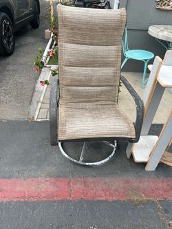 Outdoor Patio Swivel Chair