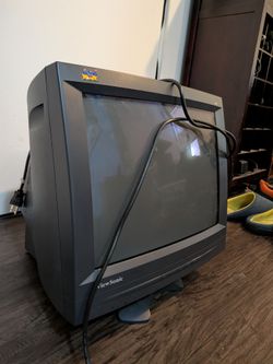 ViewSonic E70

17"