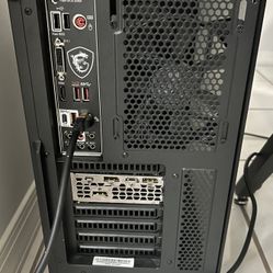 GAMING COMPUTER