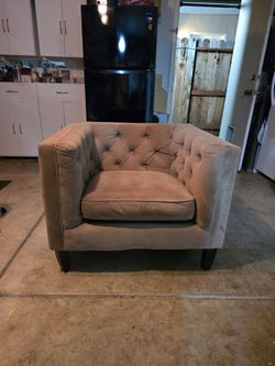 Free Chair