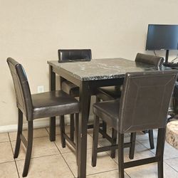 Counter Height Dining Table And Bar Stools (Set Of 5)