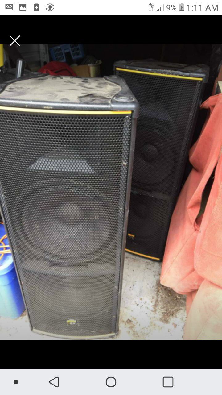 5ft speakers great shape no amp