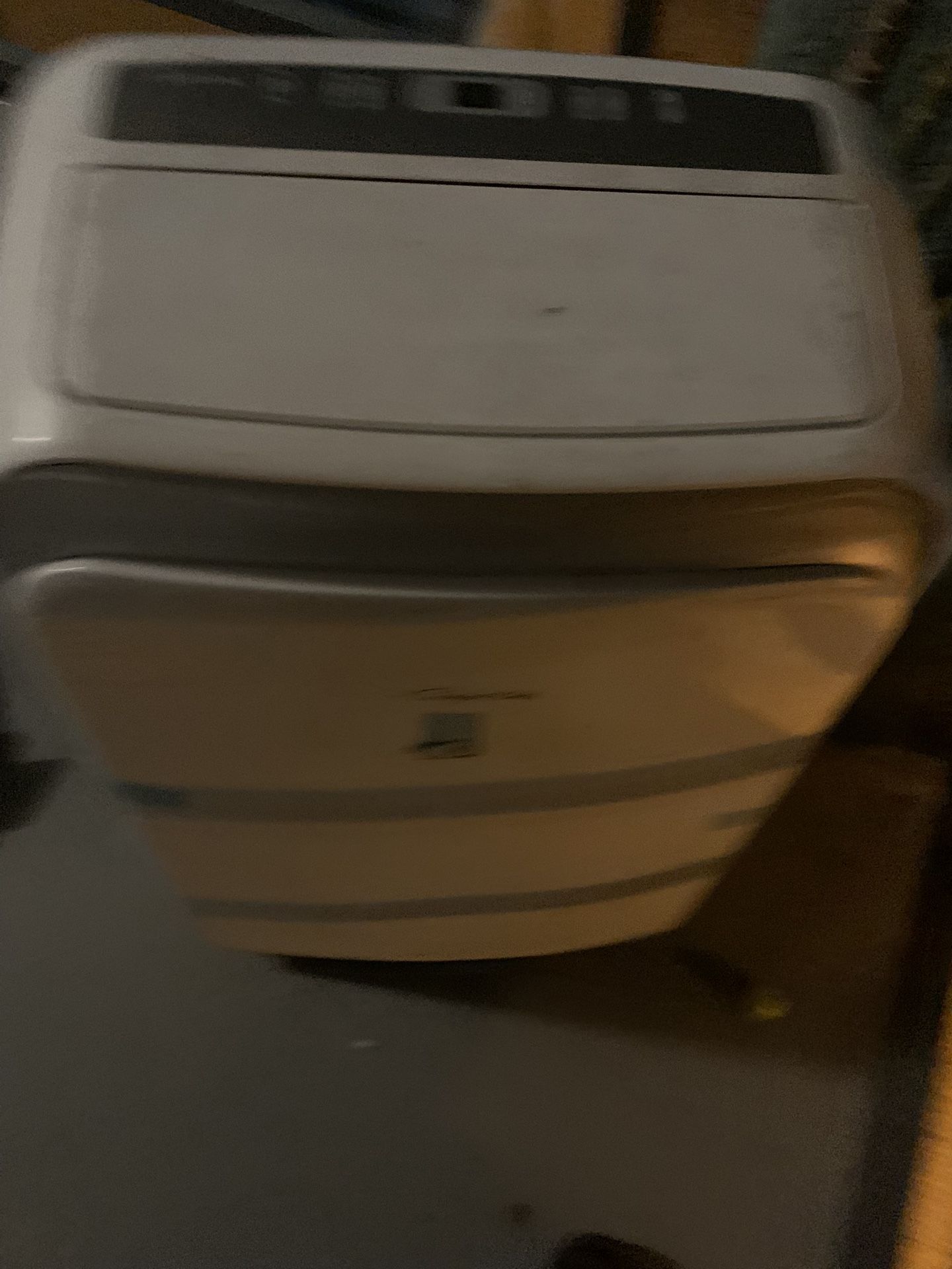 Stand Up AC Unit 12k BTU