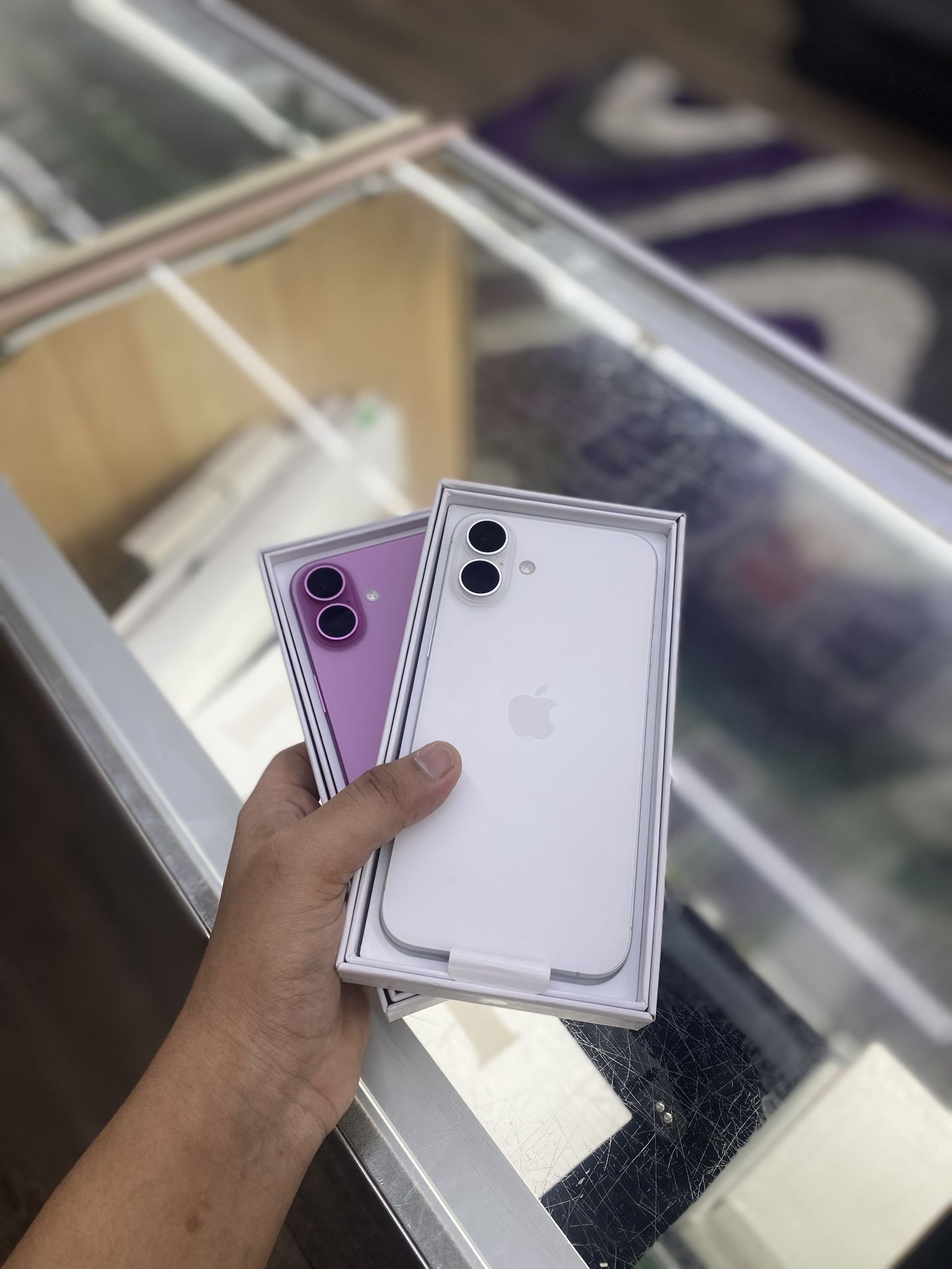 iPhone 16+ (unlocked new 128Gb)💥Financing Available💥