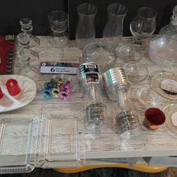 Bundle of Plastic and Glass Items 