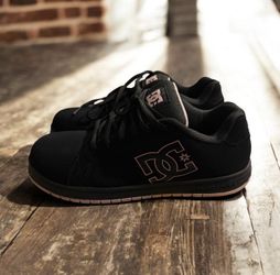 Dc shoes 6 1/2