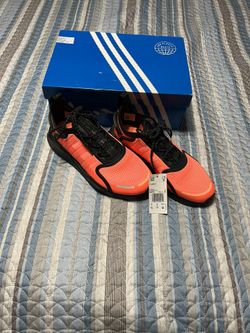 *{ NEW }*~ Adidas ( Men’s -Size 9 )~( Women’s 10.5 )