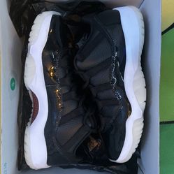 Jordan 11s