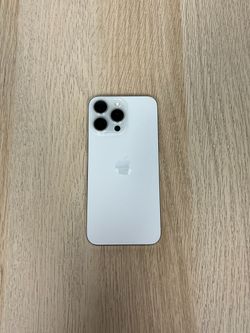iPhone 15 Pro Max - Unlocked - 512GB 