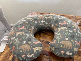 Feeding pillow
