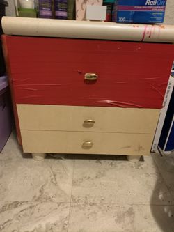 Dresser