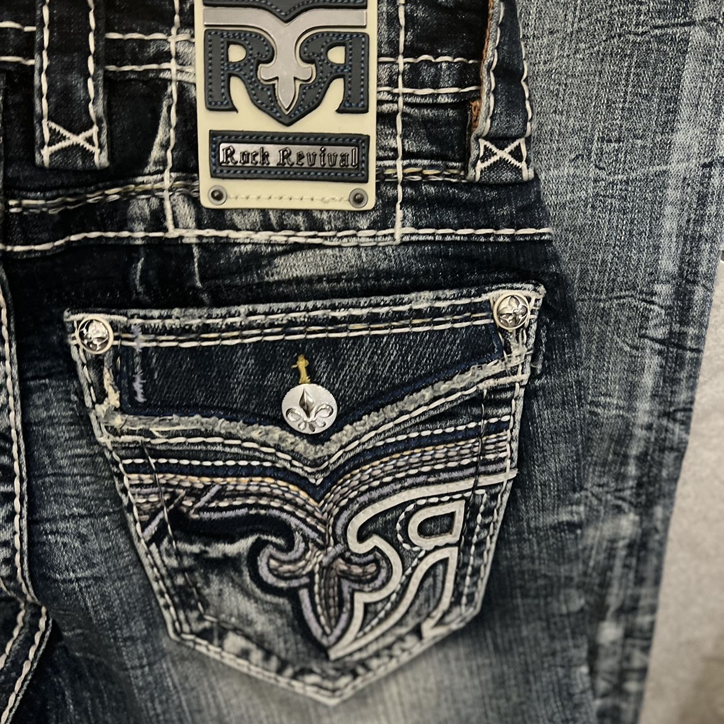 Men's Size 40 Rock Revival Jeans- Alt Straight- BAD AS$$ BRAND NEW JEANS!!!  for Sale in Los Lunas, NM - OfferUp