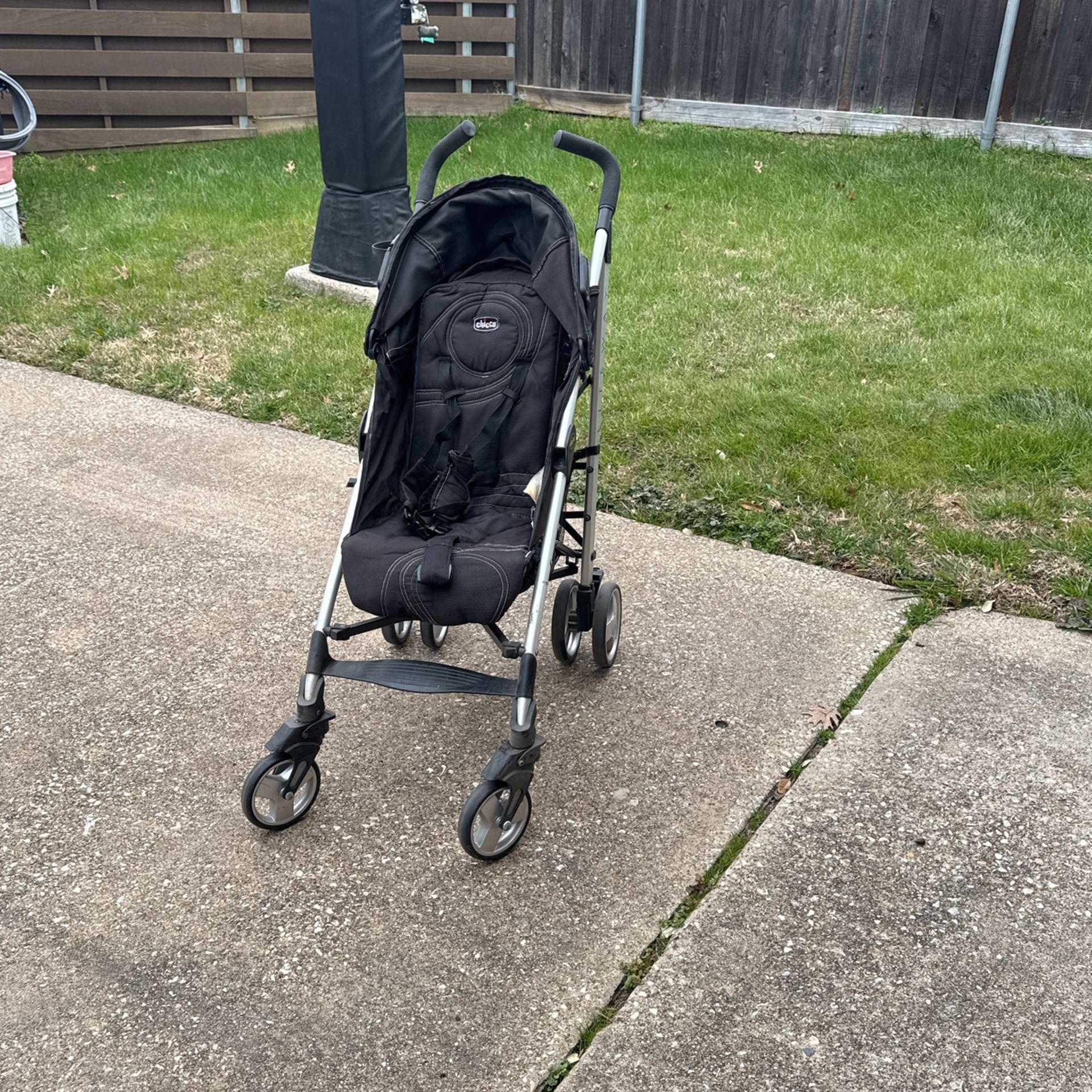 Chicco LITEWAY stroller $60