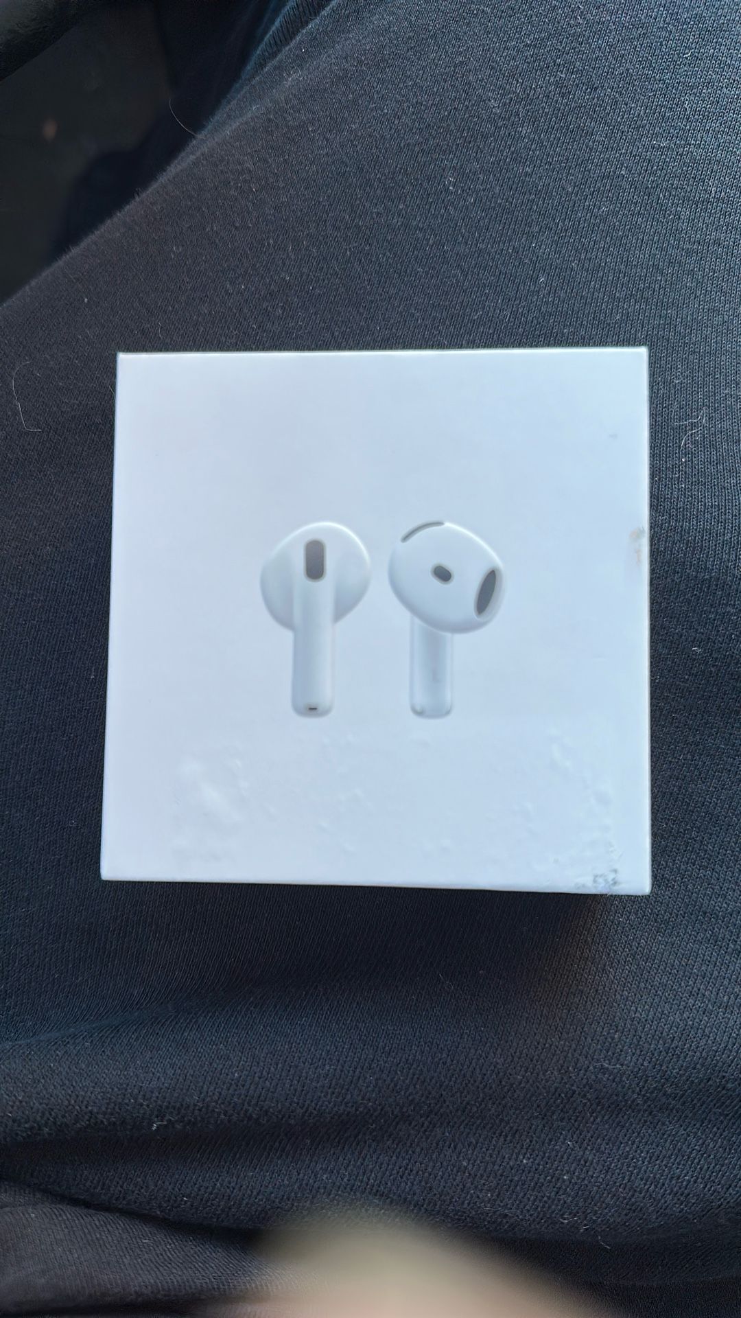 AirPods 4
