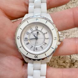 ✨Galad Sale✨ White Women Watch 