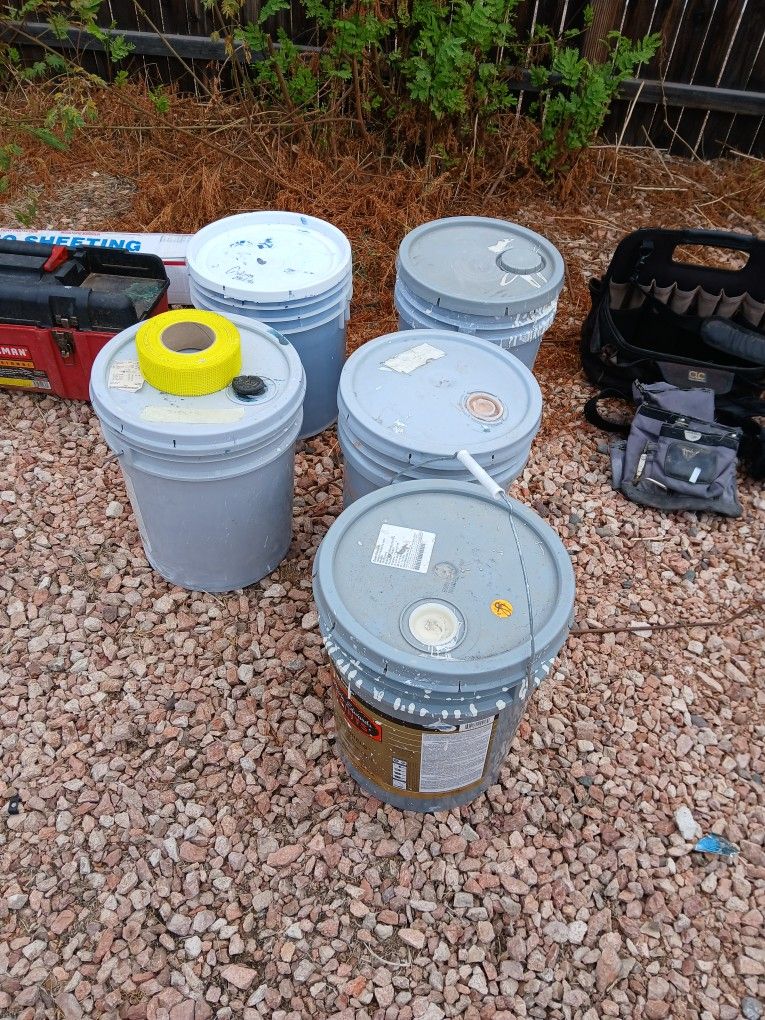 5 Gallon Paints (11)