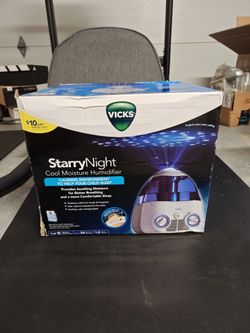 Vicks Starry Night Cool Mist Tabletop Humidifier Night Light 1 Gal Blue/White