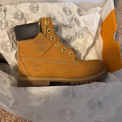 BRAND NEW Wheat Tims 