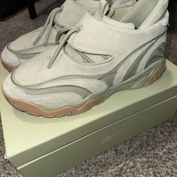 Tobe Nwigwe Preseason Mint Green Size 12