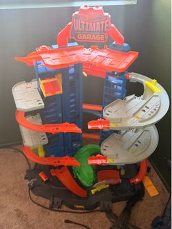 Hot Wheels Ultimate Garage