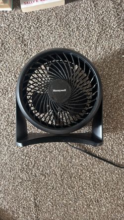 Honeywell Desktop Fan