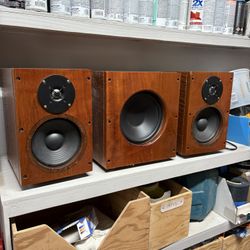 Free  Bookshelf Subwoofer With Speakers