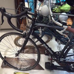 Raleigh Revenio 2.0 Road Bike – Large (56cm) – Excellent Condition