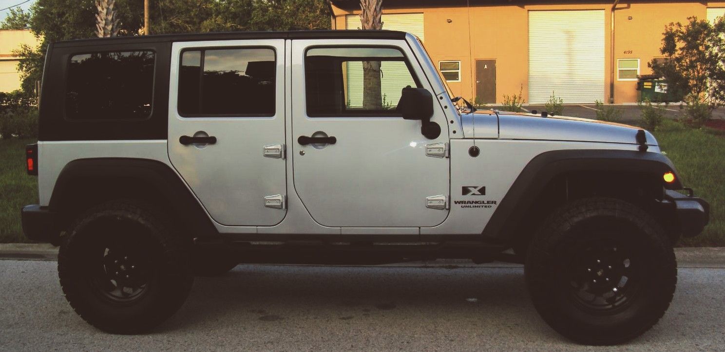 CAR FOR SALE JEEP 07 WRANGLER NEW IN TOWN