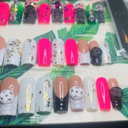 xPress On Nails