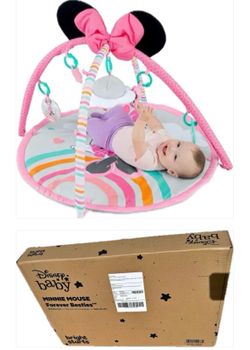 Minnie Mouse Play Mat