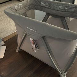 Nuna Play Pen 