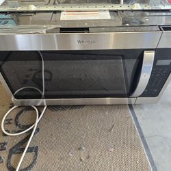 Whirlpool - 1.7 Cu. Ft. Over-the-Range Microwave - Stainless steel 