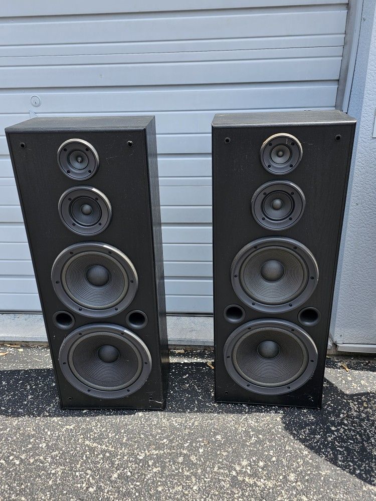 2 technics sb a 55 speakrs great condition