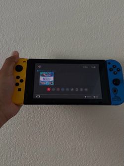 Nintendo Switch Fortnite Wildcat (No Code Included)
