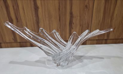 Large Handcrafted Vannes Crystal Vase
