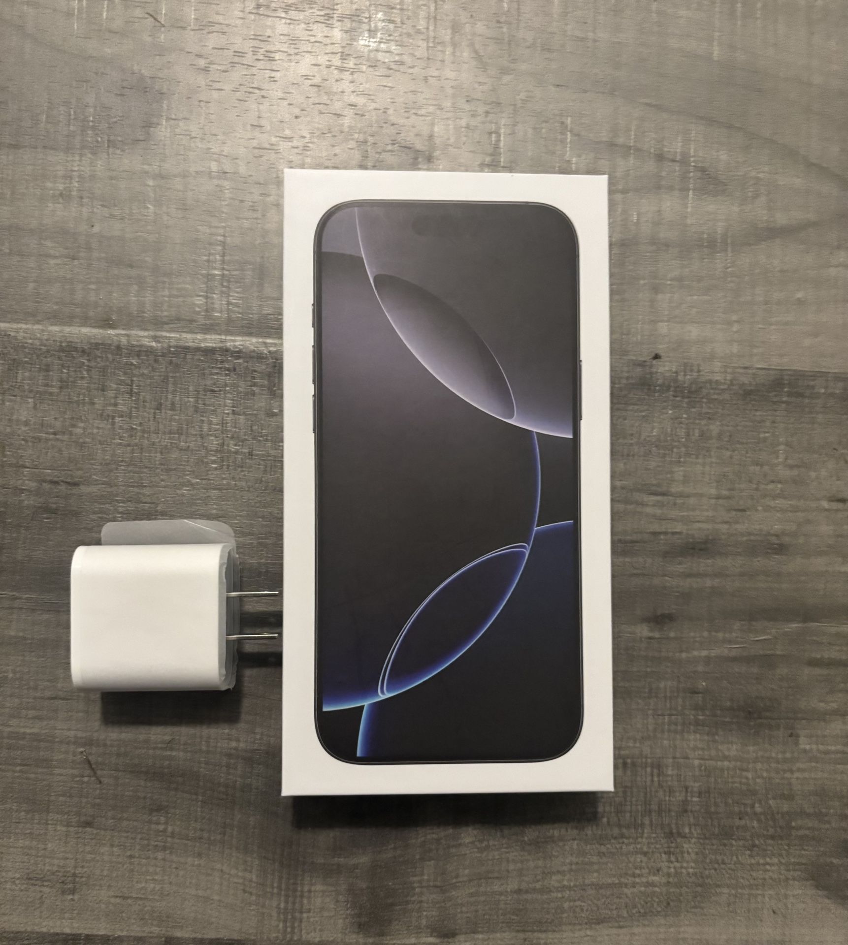 iPhone 16 Pro Max Titanium Black
