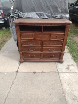 Solid Wood Dresser 