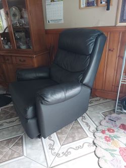 Used leather recliner chair