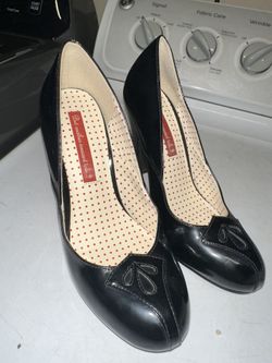 Vintage BAIT hills Size 8