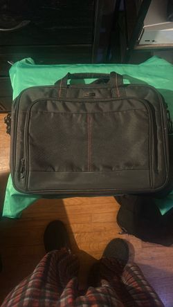 Laptop Bag / Travel Briefcase Backpack ā Multi Pocket Storage