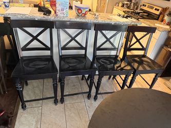 Black Dining table with 6 chairs
