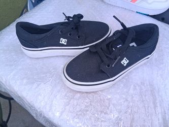 Kids DC Shoes Size 11.5