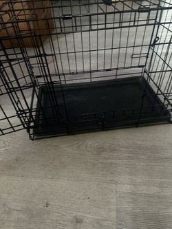 Black Wire Dog Crate with Tray