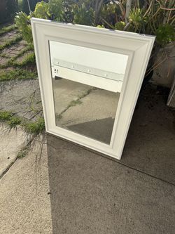 White Mirror