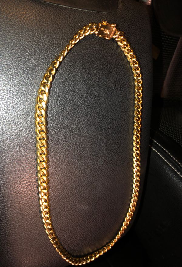 Cuban Link Chain For Sale >> 18k Gold Cuban Link Chain Real For Sale In Bellevue Wa Offerup Cuban Link Chain For Sale >> 18k Gold Cuban Link Chain Real For Sale In Bellevue Wa Offerup