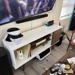 Tv stand