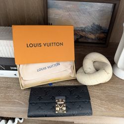 Monogram Louis Vuitton Womens Wallet 